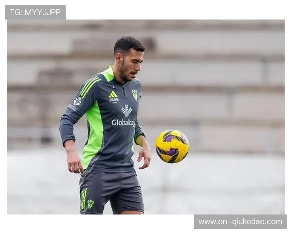 山东泰山外援洛佩斯表现不佳，西乙球队阿尔瓦塞特抛橄榄枝